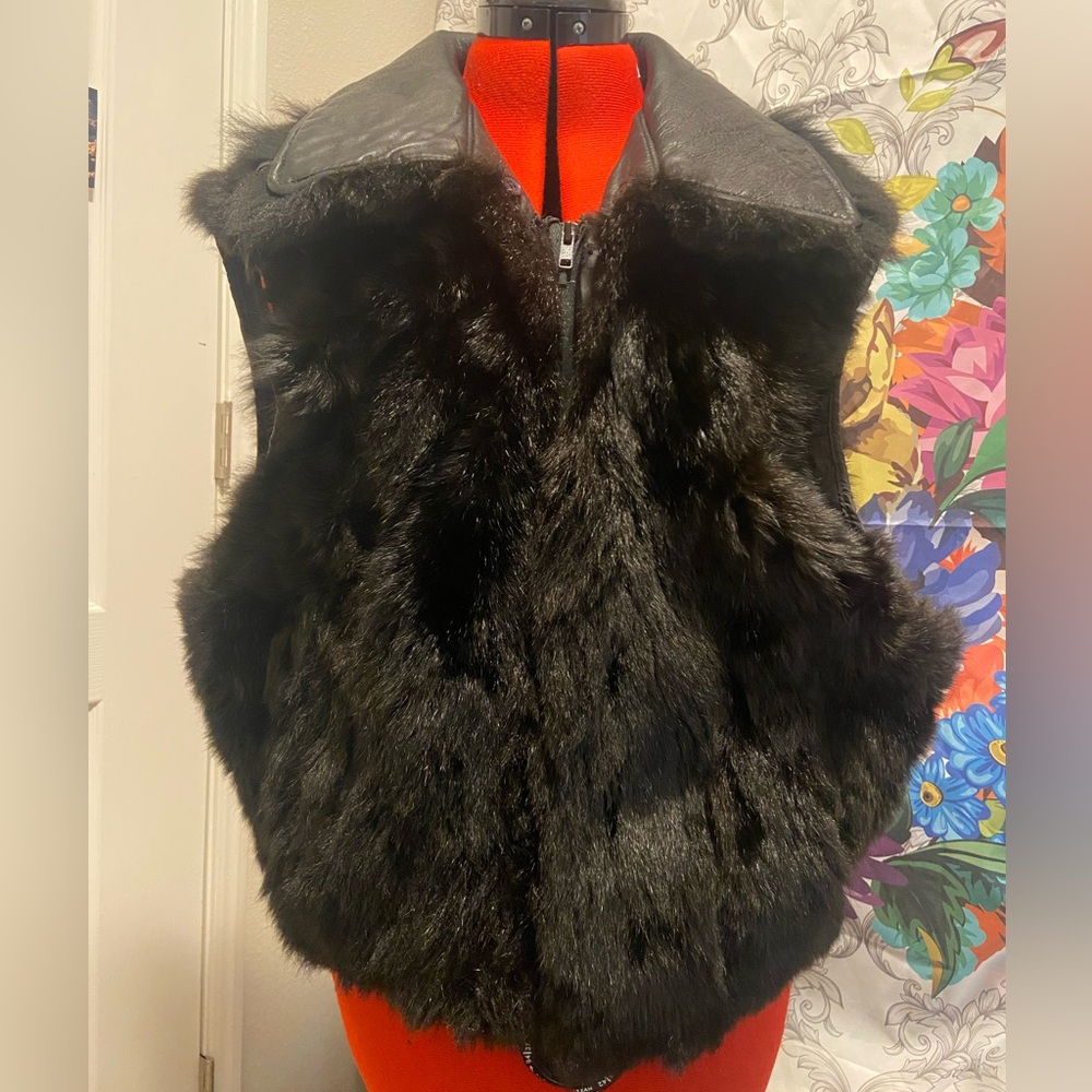 Damaged Andrew Marc Opossum vest  (medium)